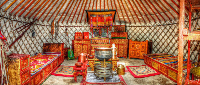Монгол гэрийн доторхи зохион байгуулалт :: www.touristinfocenter.mn
